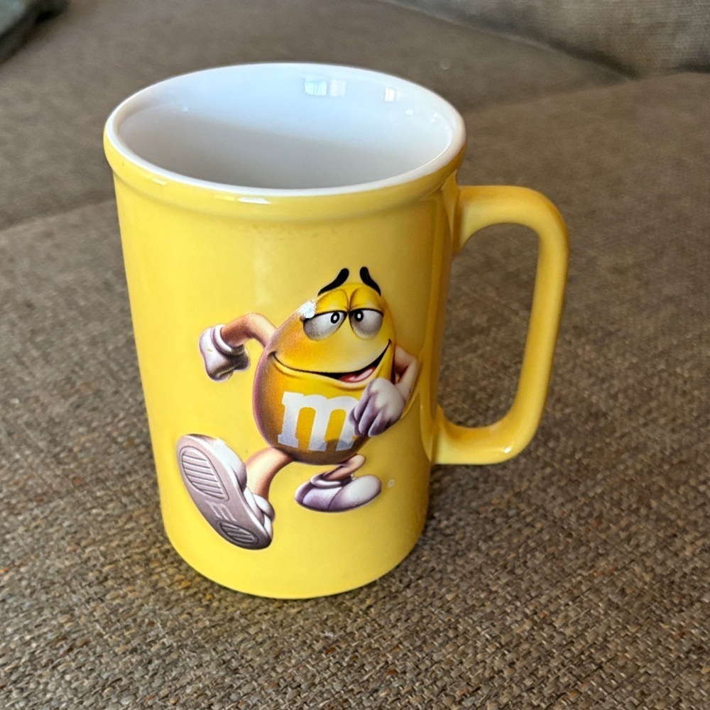 Vintage Rare 2006 M&M'S 3d Cheerful Yellow Character Mug BNWOT